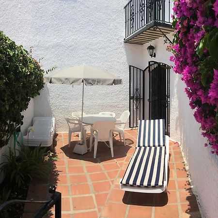 Pinos 20 Menyber Villa Nerja Eksteriør billede